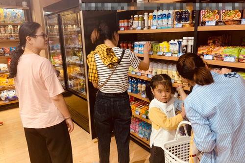 怎样打造网红零食店名,创意与传播的艺术