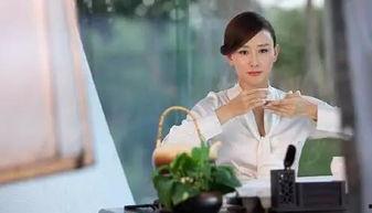 明星茶道,名流雅集，茶香四溢的时尚生活画卷